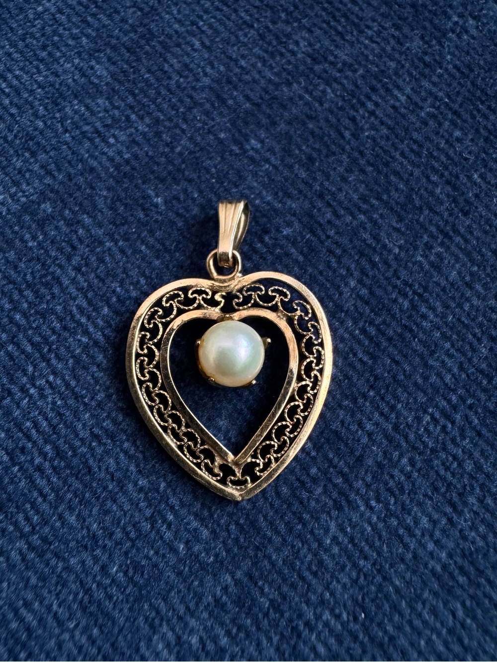 Vintage 12k GF small Pearl  Heart Pendant
